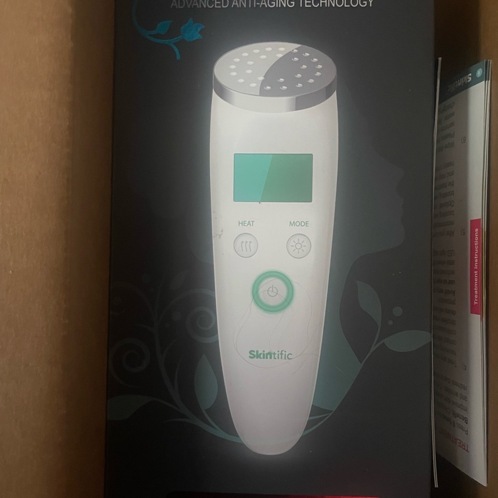 COPY - Advanced Anti-aging Technology System, Infrared light diminishes wrinkles - Picture 4 of 5
